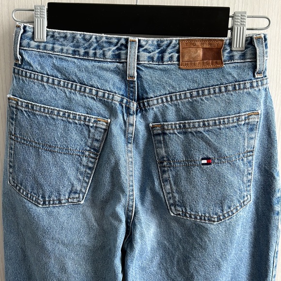 Vintage Tommy Hilfiger Straight leg light wash jeans size 8 - Picture 7 of 9